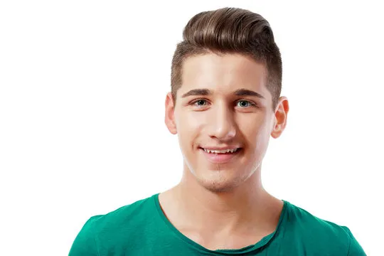 使用手機完成帳戶註冊的用戶示意圖